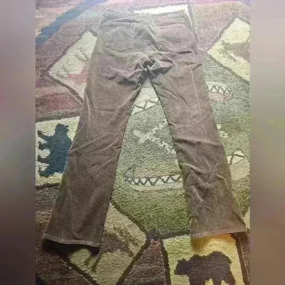 Kut from the kloth Farrah baby bootcut brown corduroy pants size 8. - Picture 4 of 12